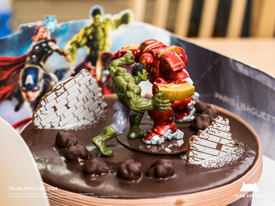 04.jpg pic)아들생일이라 구입한 케잌