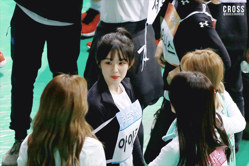 1516164964.gif 아이린 & 나연 친목질 .gif