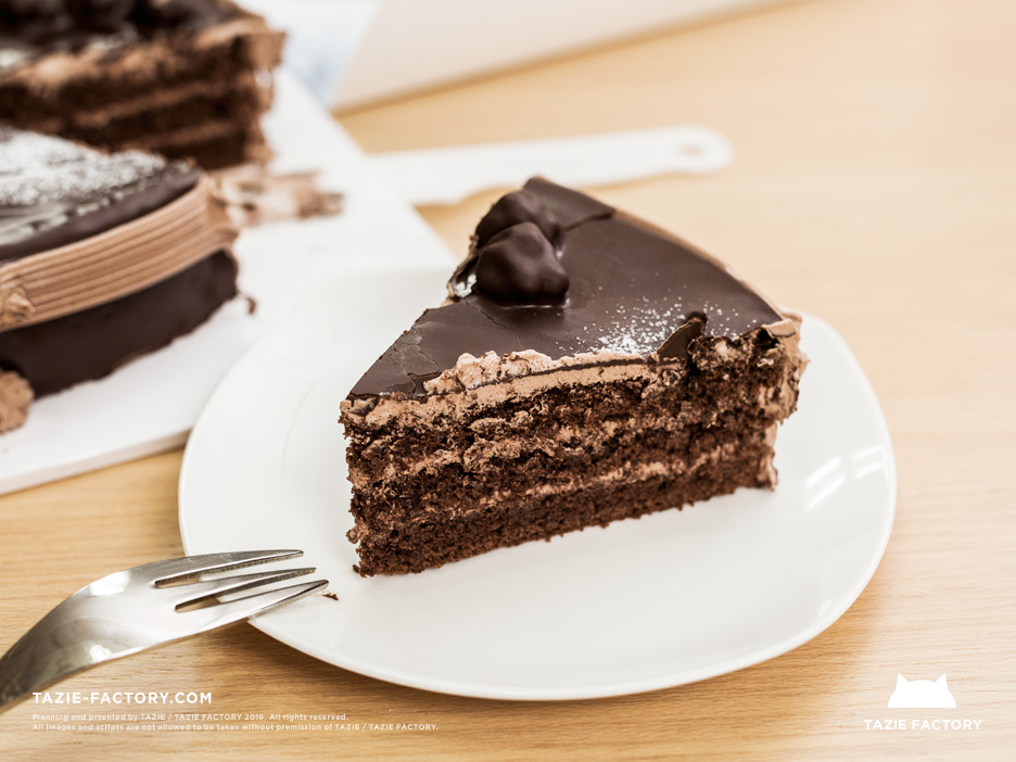 08.jpg pic)아들생일이라 구입한 케잌