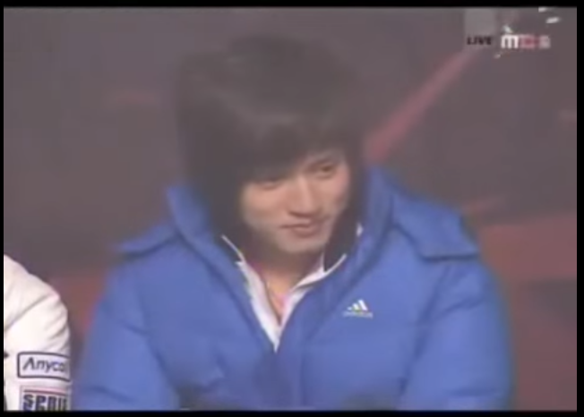 프로게이머 전설의 아가리 파이터.jpg