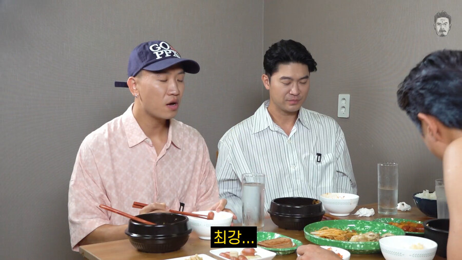 img/23/08/19/18a0e1b5d43175cc.png 최자 이름 유래듣고 못믿겠다며 바지 까보라는 김대희 근황 ㄷㄷㄷ..JPG