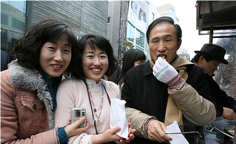 1.JPG 역대 한국 정치인 中 능력치 만렙 甲 한국 역대 대통령 중 능력치 만렙 甲 이명박 출소를 기대하며 만능맨 이명박 짤 모음...